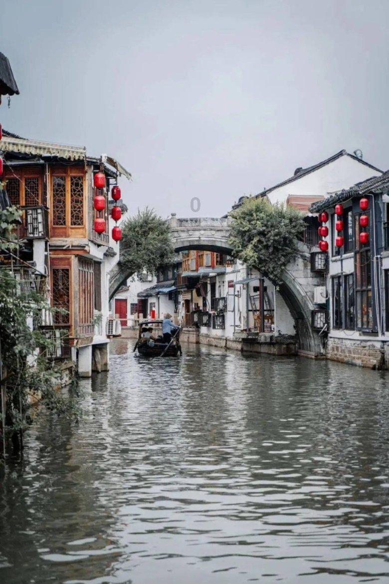 如何拨打急救电话
